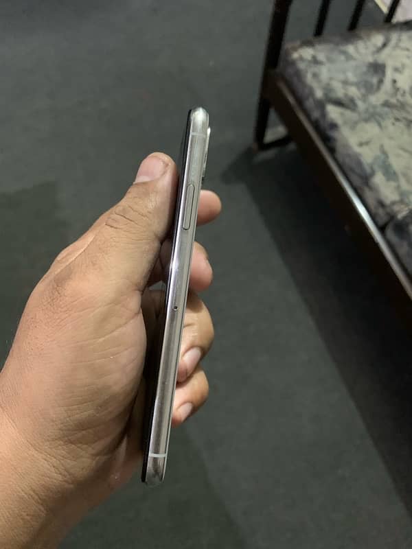 Iphone x 256gb PTA Approved 4