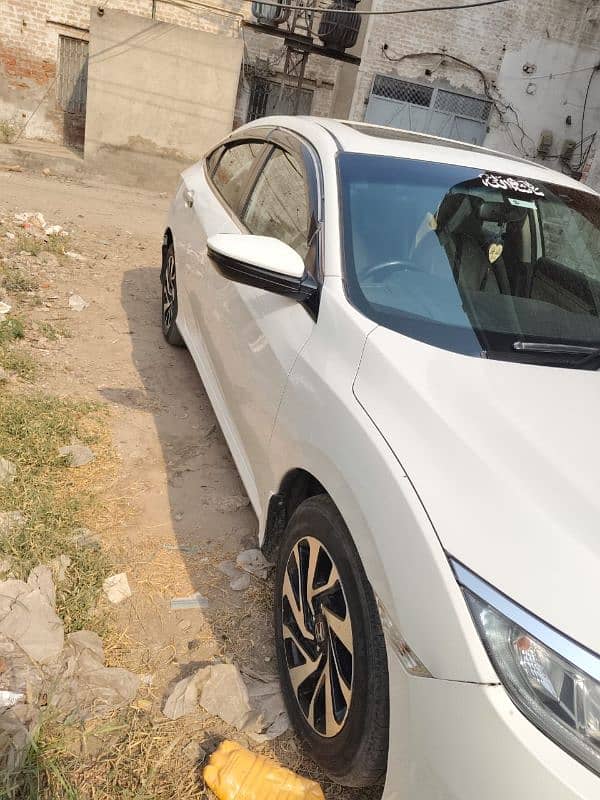 Honda Civic Oriel 2018 1