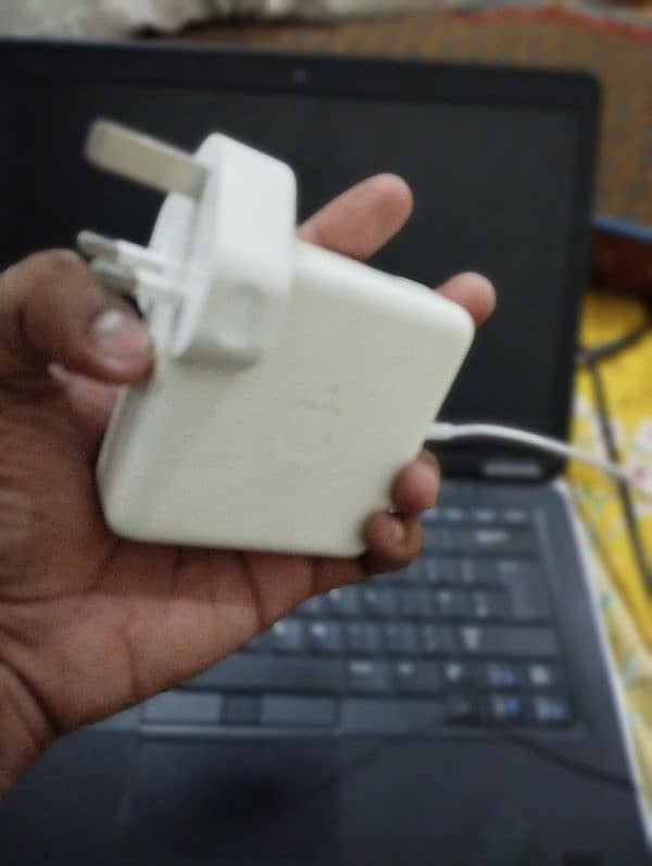 Macbook original charger 2