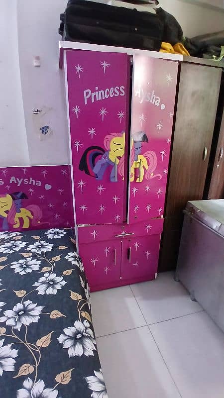 Kids bedroom set 0