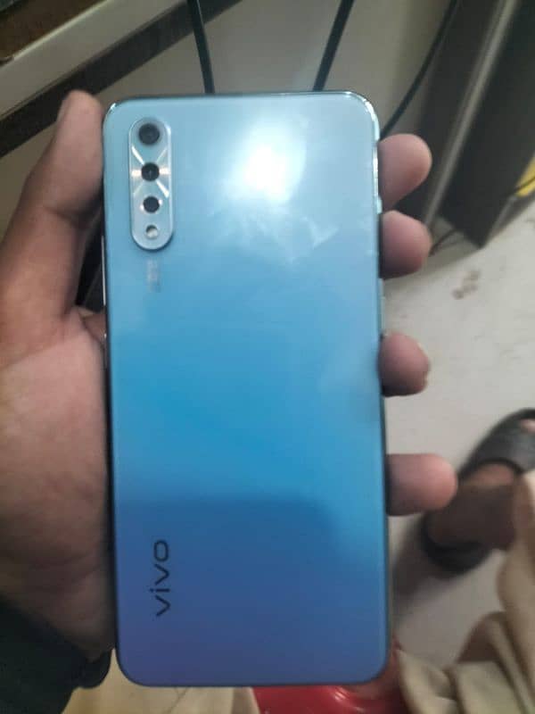 vivo s1 8.256 urgent sale 0