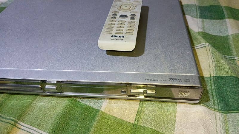 Philips ka DVD player brand new condition price 3500 2