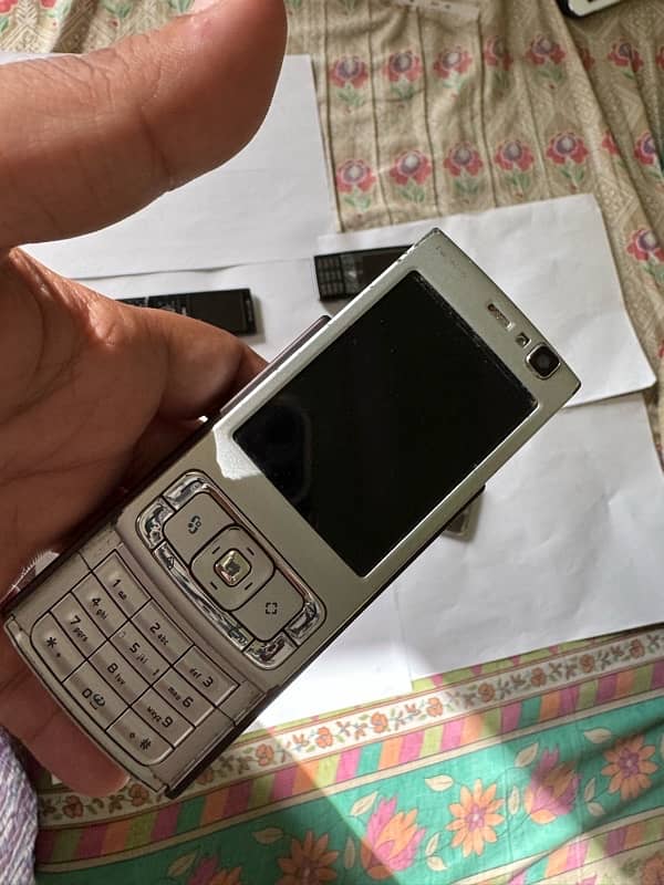 Nokia keypad Phones Sim locked not working 9