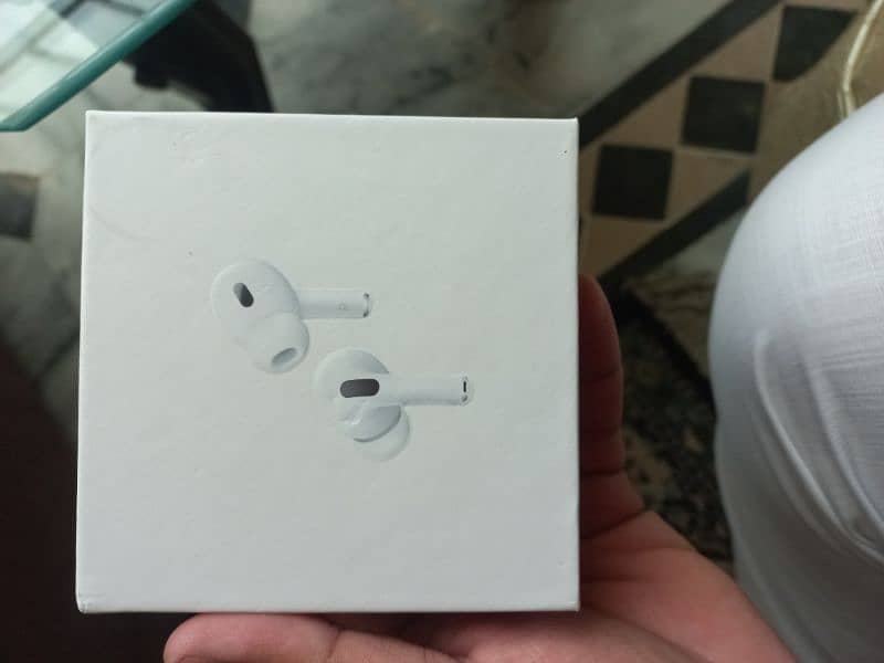 Apple airpods pro (2nd generation) 0