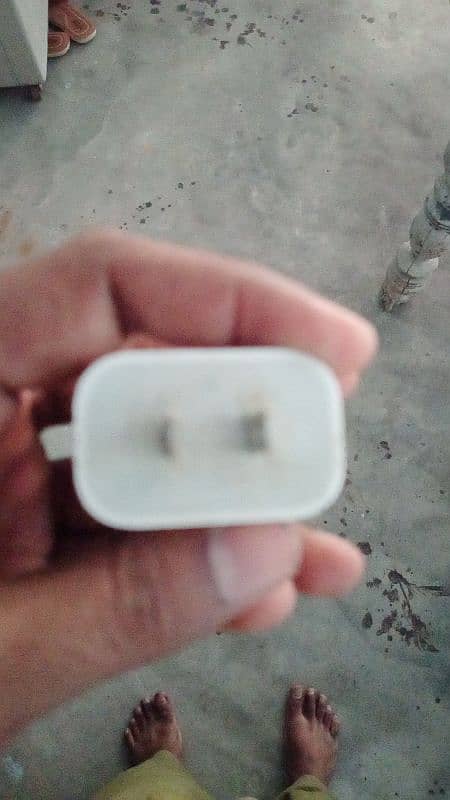 ipad mini 6 bypass hai All ok jis ko chaiya03325840398 cal me 5