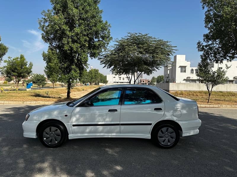 Suzuki Baleno 2002 1