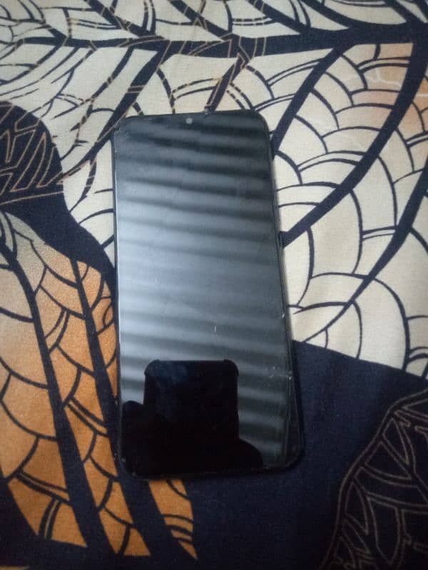 Tecno spark 6go 2/32 storage urgent sale Pasio Ki need ha Thanks 1