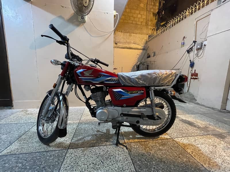 Honda CG 125 2024 5