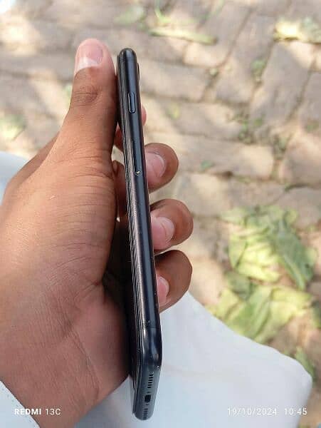 IPhone SE 2020 Non PTA JV 0