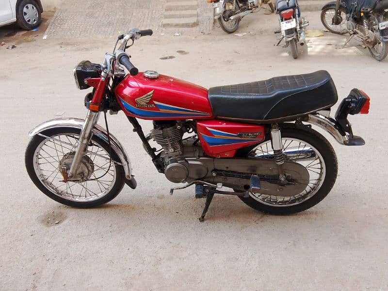 Honda CG 125 karachi number 3