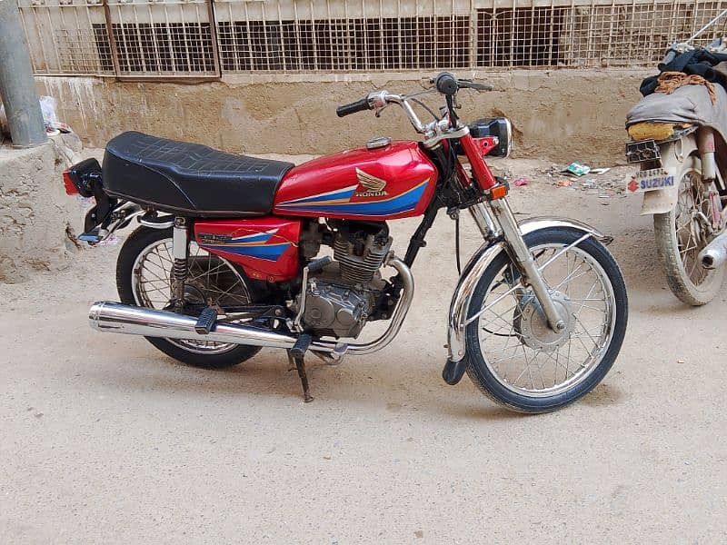 Honda CG 125 karachi number 7