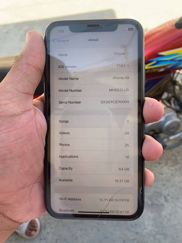 iphone xr 64 gb 3