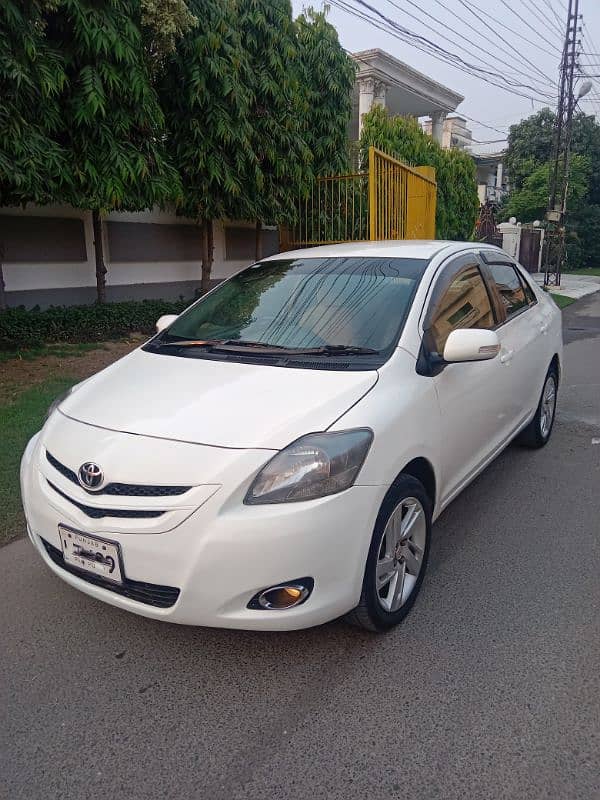 Toyota Belta 2011 1