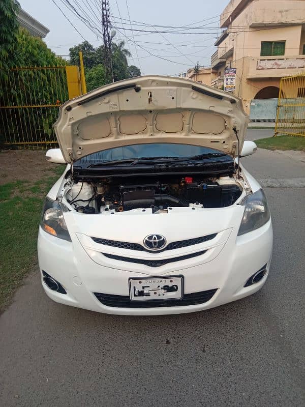 Toyota Belta 2011 9