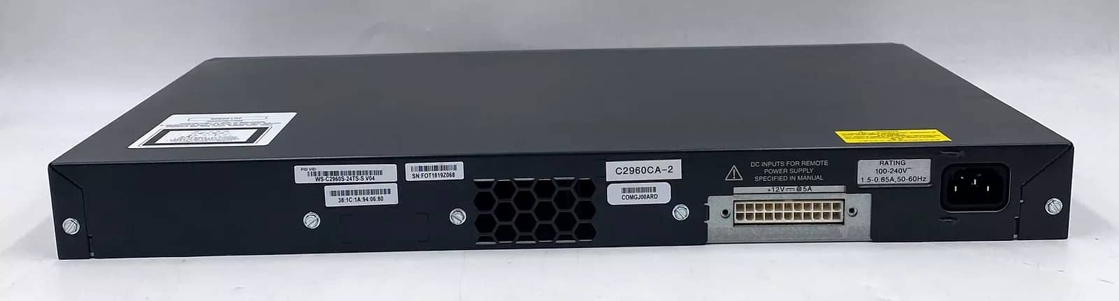 Cisco Catalyst 2960-S Series 2x 10G 24port 3