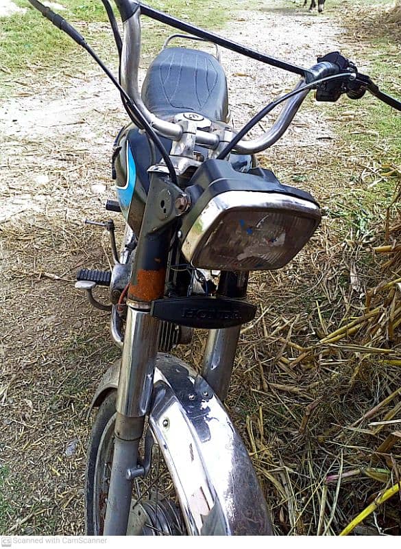 Honda CD70 2005 Model, Lahore no, 03108401035 1