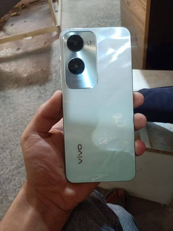 vivo y18 ram 4 rom128 6