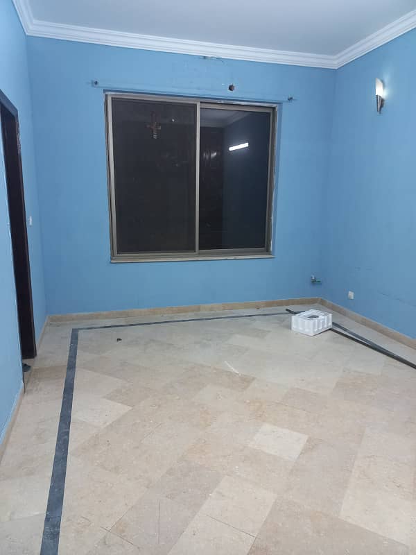 Faimly flat for rent yousaf coluny 1