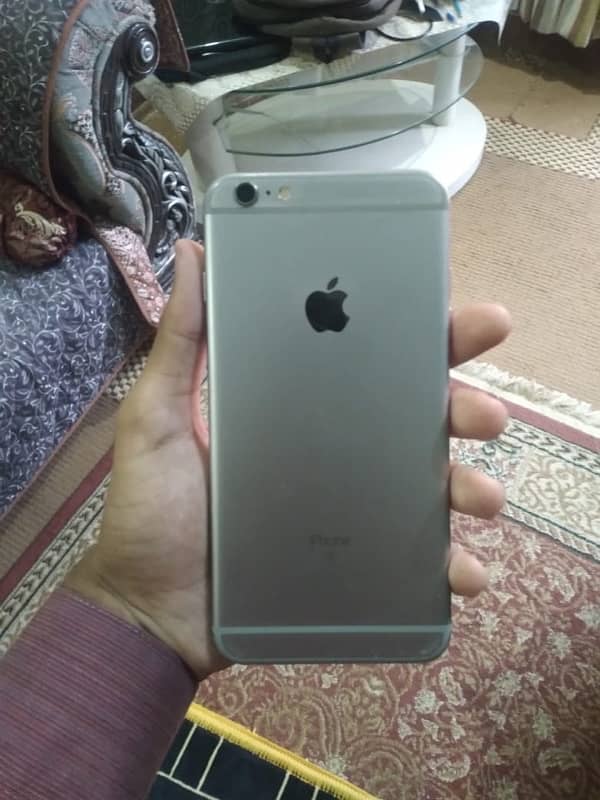 iPhone 6s Plus non pta bas kahi home button work karta ha kabhi nhi 2