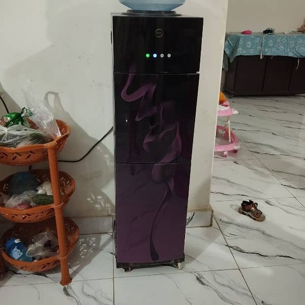 Pel Water Despenser with 2 Taps and Refrigerator Urgent Sale 5