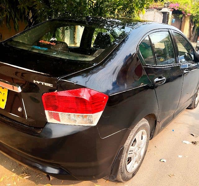 Honda City IVTEC 2009 Original car 2