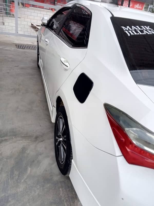 Toyota Altis Grande 2019 4