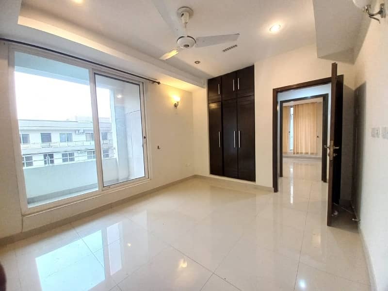 Park Executive Apartment Flat Is Available For Rent 4