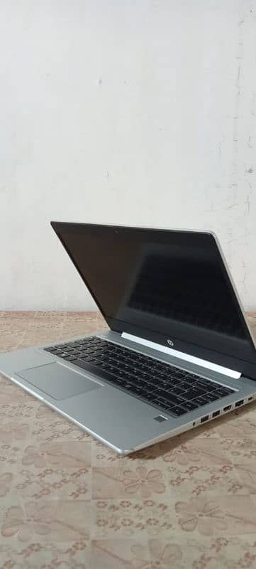 Hp probook 440G6 core i5 8th generation  8gb ram.  256Gb SSD 1