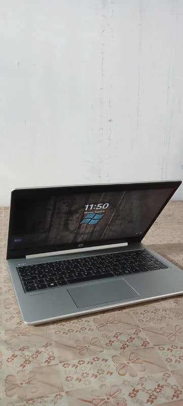 Hp probook 440G6 core i5 8th generation  8gb ram.  256Gb SSD 2