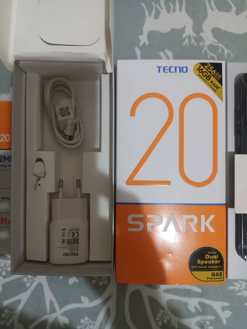 tecno spark 20 8+8=16/256 5/6 month warranty ma full box 10