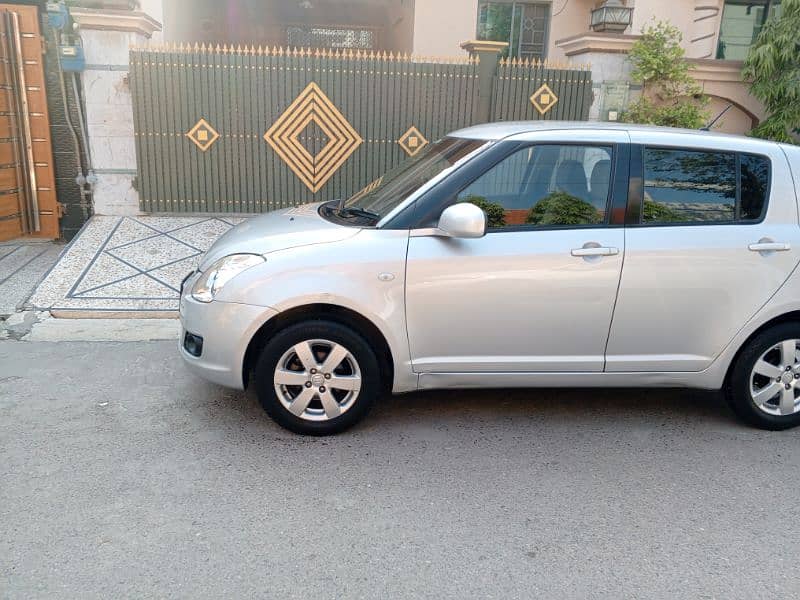 SUZUKI SWIFT 1.3 DLX MANUAL 2020 MODEL 14