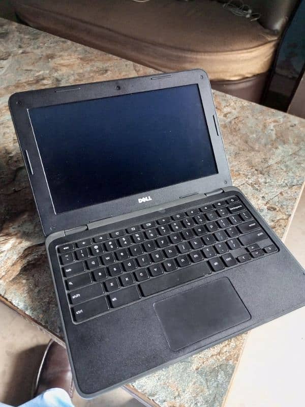 Dell Chromebook 4gb Ram 32gb momery 0