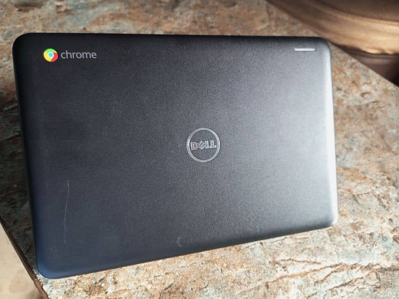 Dell Chromebook 4gb Ram 32gb momery 4