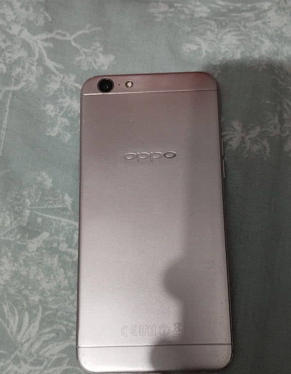 Oppo A57 4