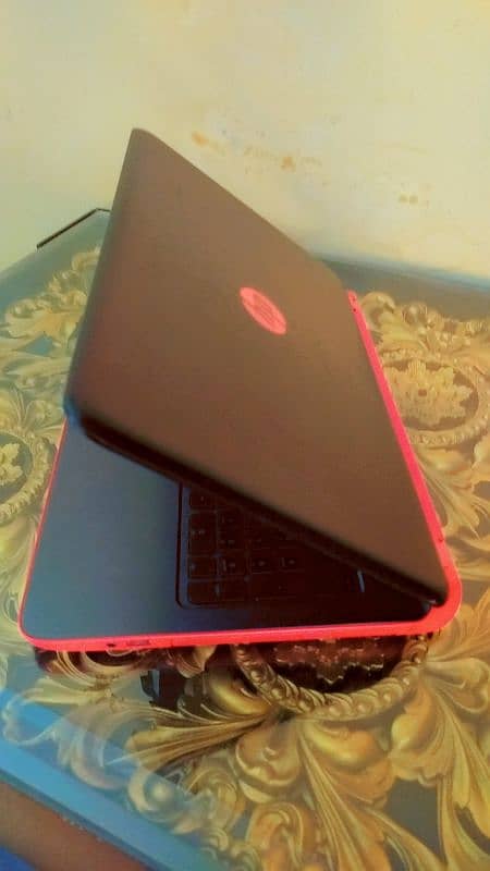 Hp beats special edition 15z-p000 laptop 4