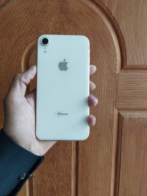 iPhone Xr 0