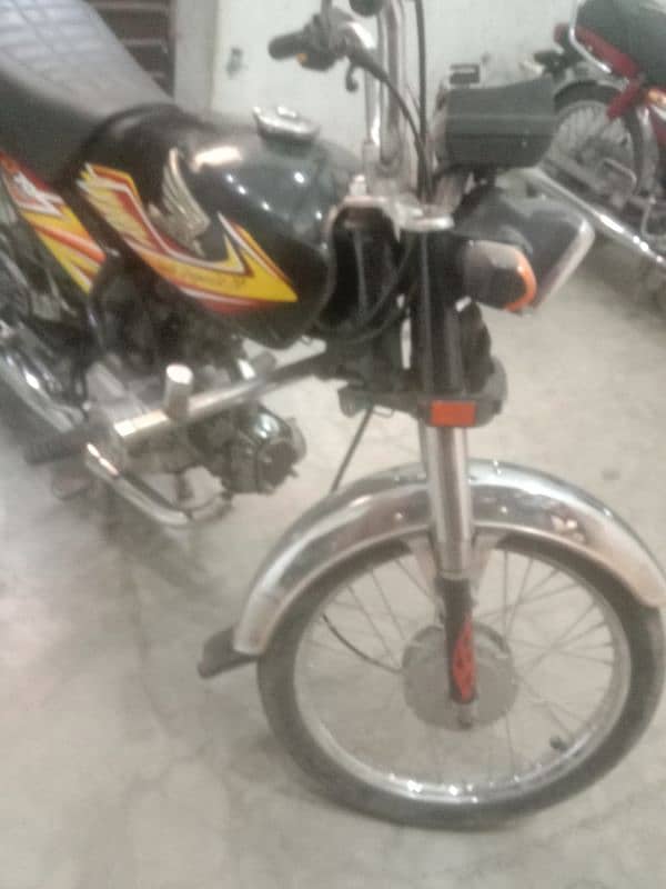 Honda City 70 bike 0