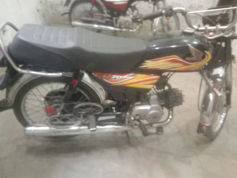 Honda City 70 bike 1