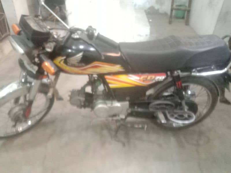 Honda City 70 bike 4