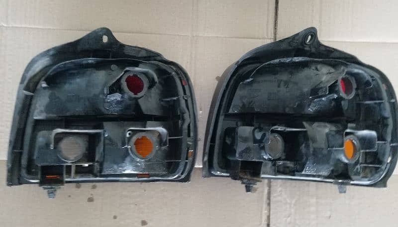 DIFFERENT TAILLIGHTS FOR CITY 2002,LANCER 90 AND COURE. 5