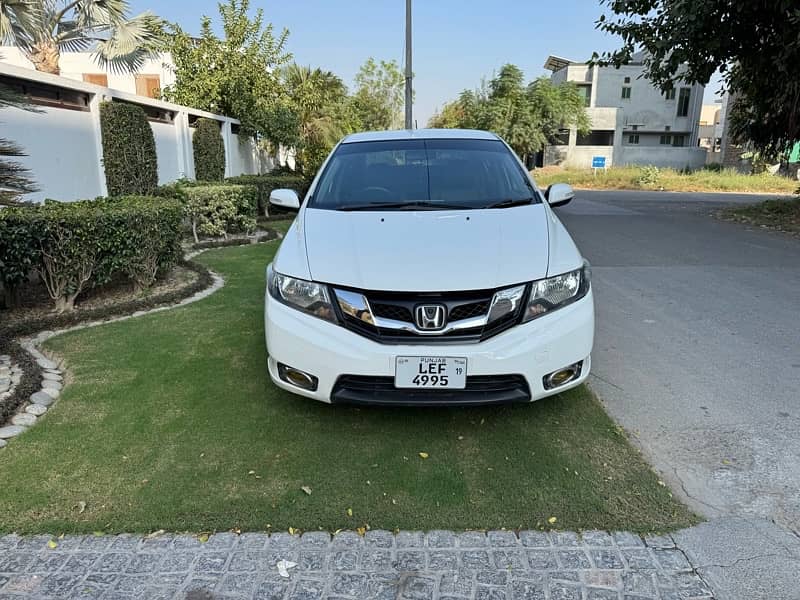 Honda City IVTEC 2019 white Genuine Condition 2