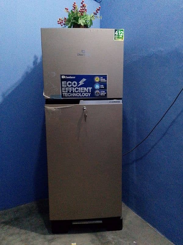 Dawalance refrigerator are very good condition and amazing Colling 2