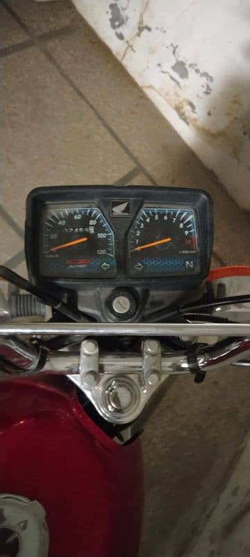 HONDA 125 SELF START 4