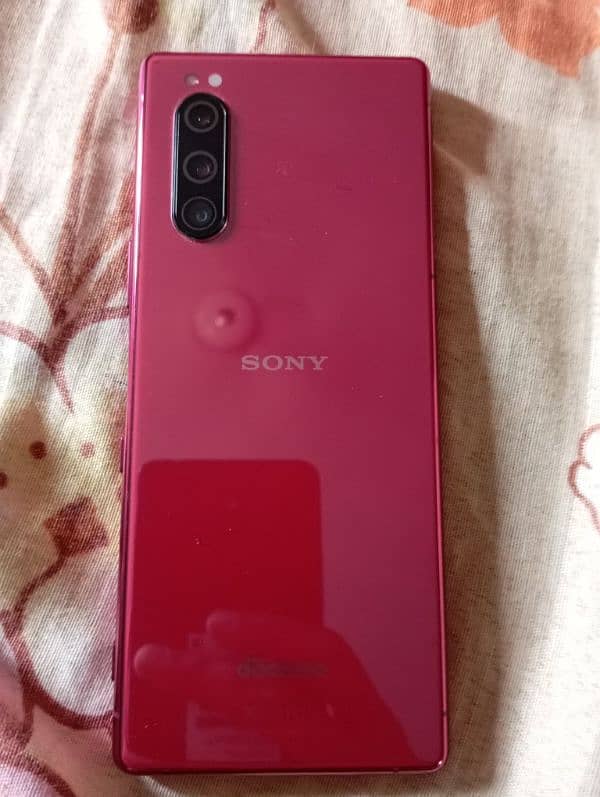 SONY EXPERIA 5 1