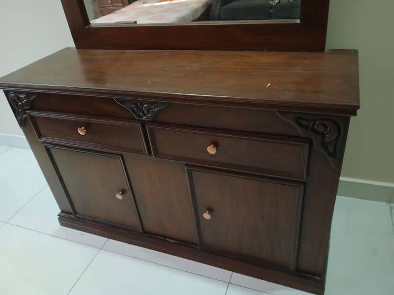 carved wood 2 single beds 1 center locker 1 dressing table 3