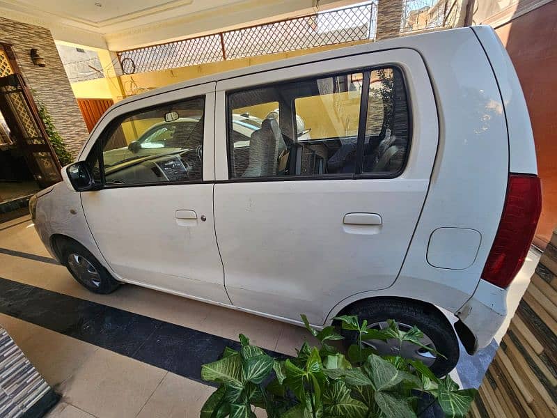 Suzuki Wagon R 2017 9