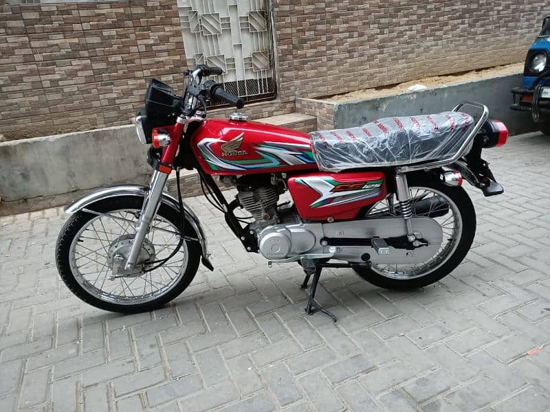 Honda 125 2023 model mint condition 3