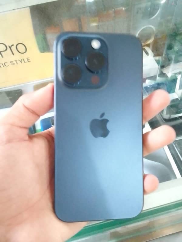 i phone 15 pro 0