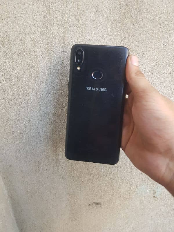 SAMSUNG A10S 2/32  WITH WITH BOX 0