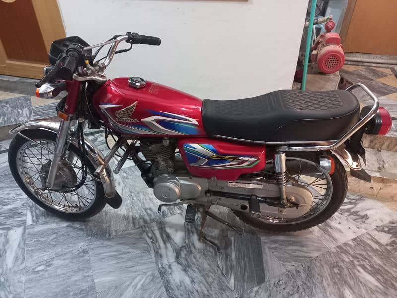 Honda 125 urgent sale 1st owner 1